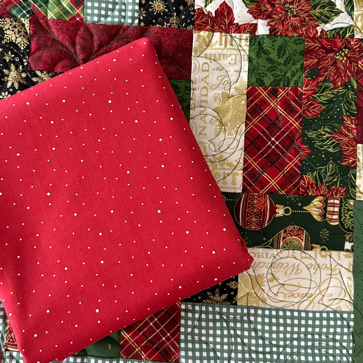 Poinsettias Christmas Over and Under Precut Quilt Kit