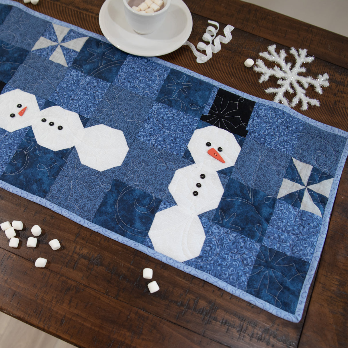 Jolly Snowmen Precut Table Runner Kit
