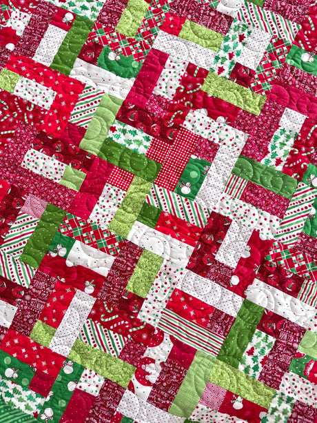 Classic Christmas Over and Under Precut Quilt Kit