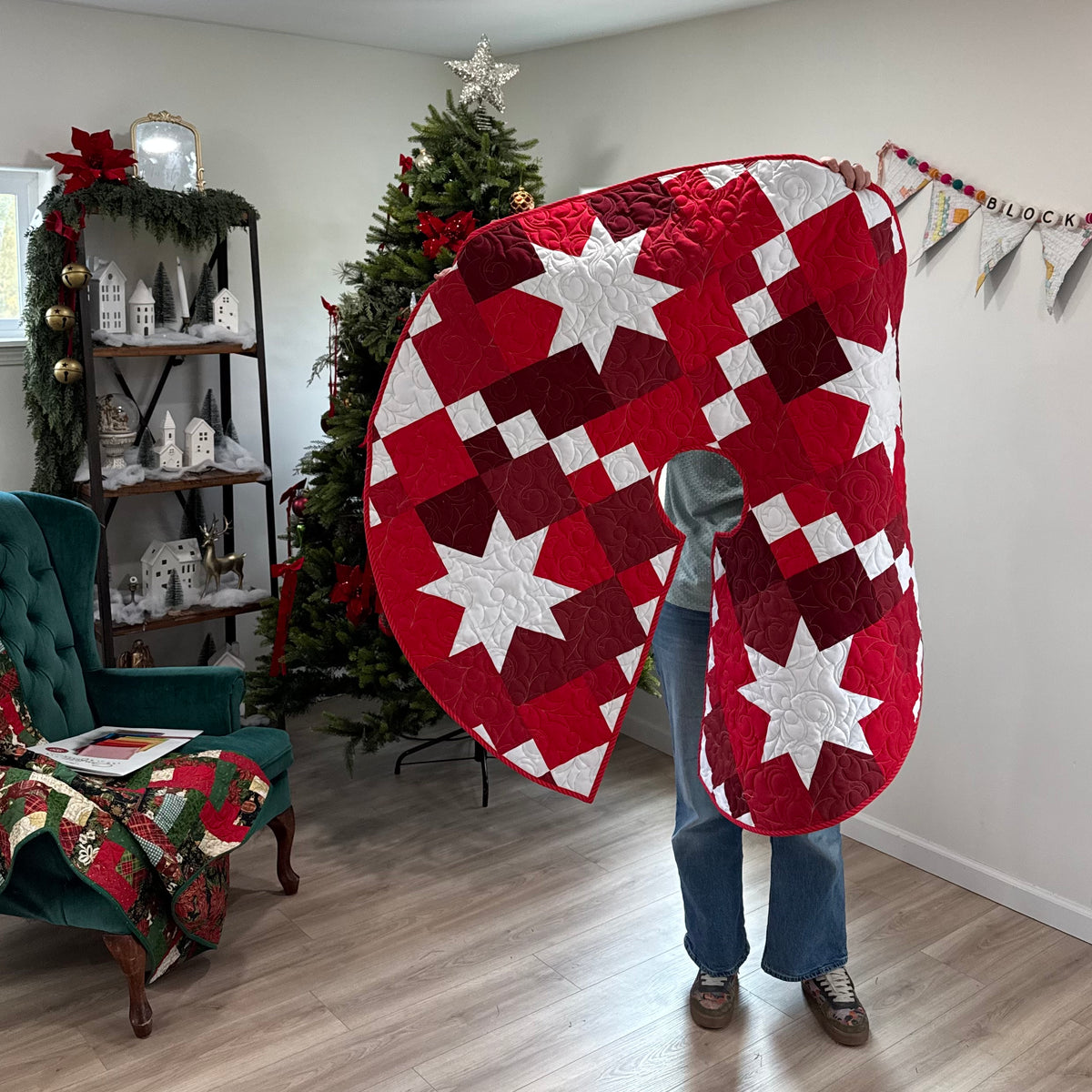 Christmas Tree Skirt Quilt Kit - Precut fabric and binding