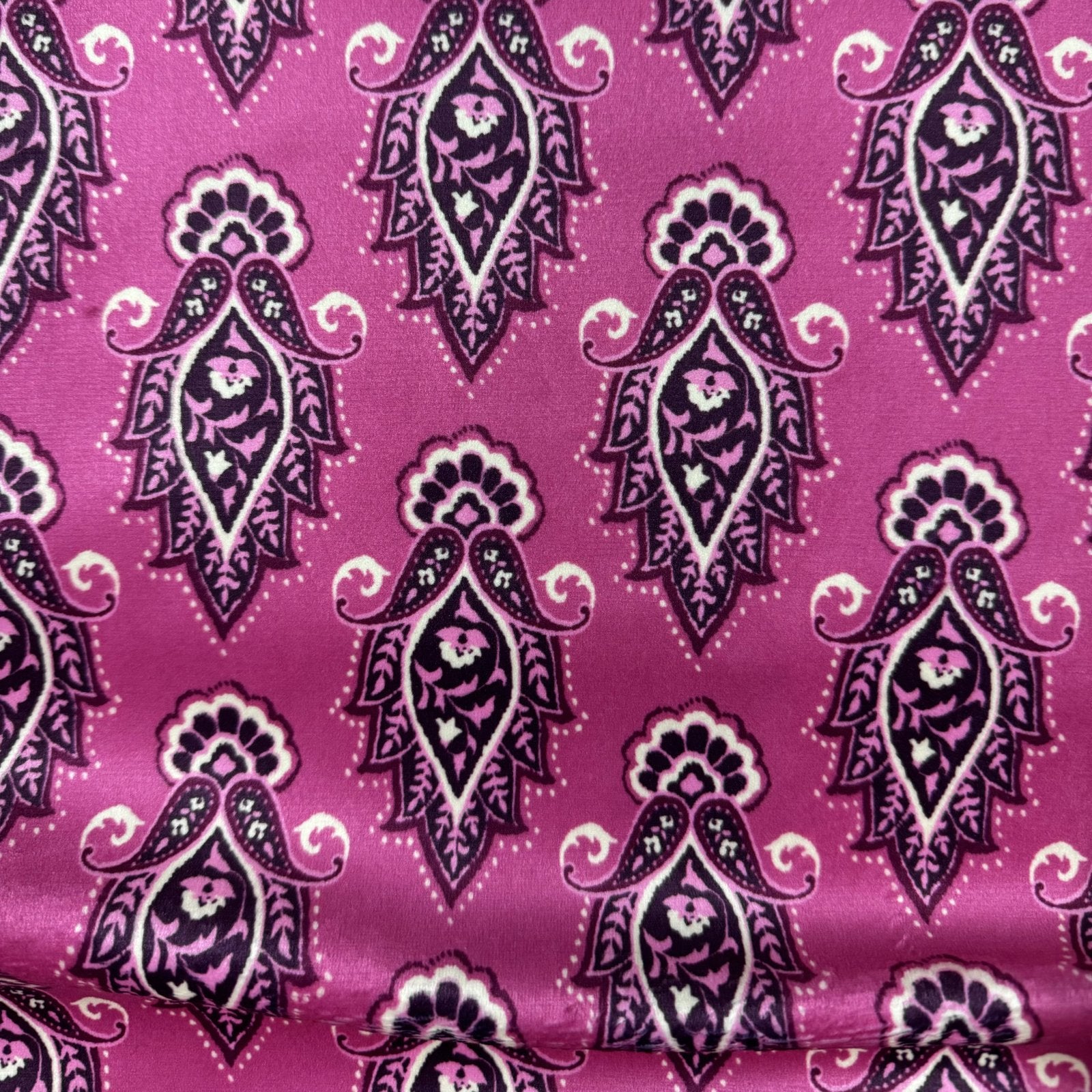 Motif Fleur de Lotus - Minky Magenta