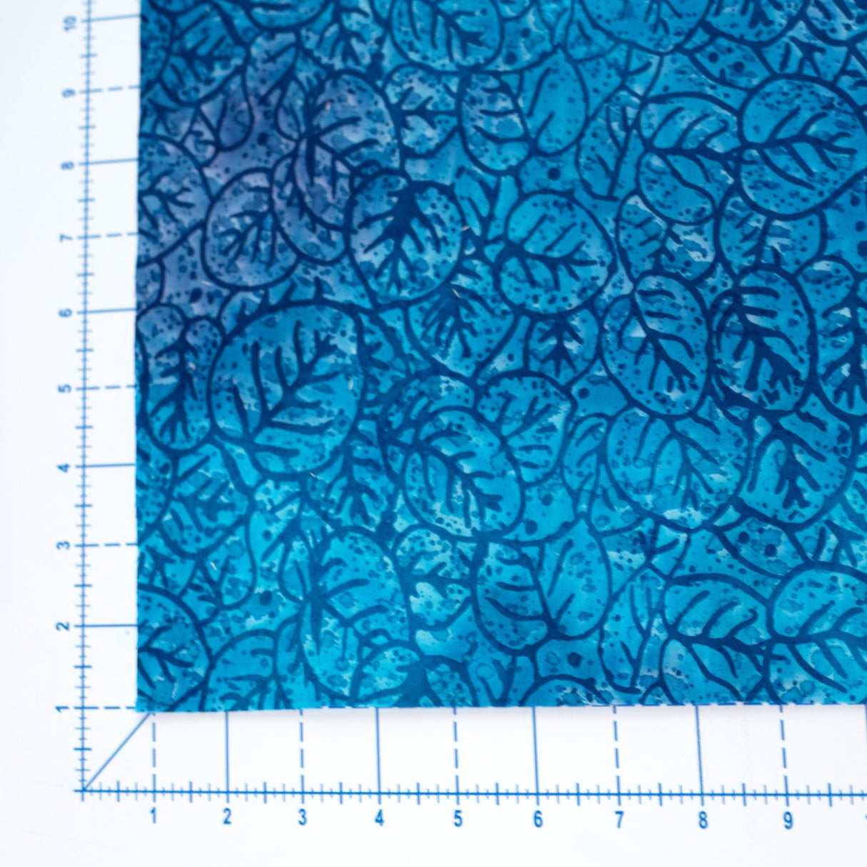 Quilters Batiks Bleu QB585