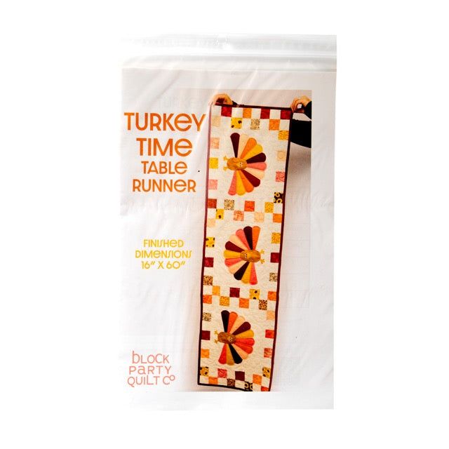 Turkey Tango Quilted Table Topper NCU0PTT1552