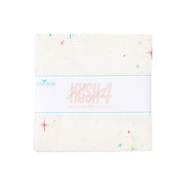 Tissu de courtepointe à faible volume 5" Charm Pack Riley Blake - Hush Hush 4
