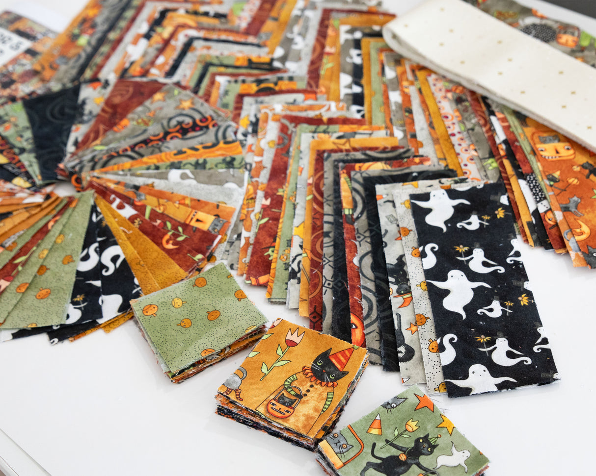 Spooky Over and Under Quilt Kit - Halloween Quilt Kit