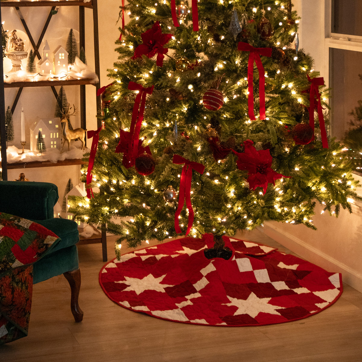 Christmas Tree Skirt Quilt Kit - Precut fabric and binding